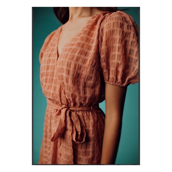 Clad & Cloth Simple Beaut puff sleeve midi dress - Picture 13 of 14